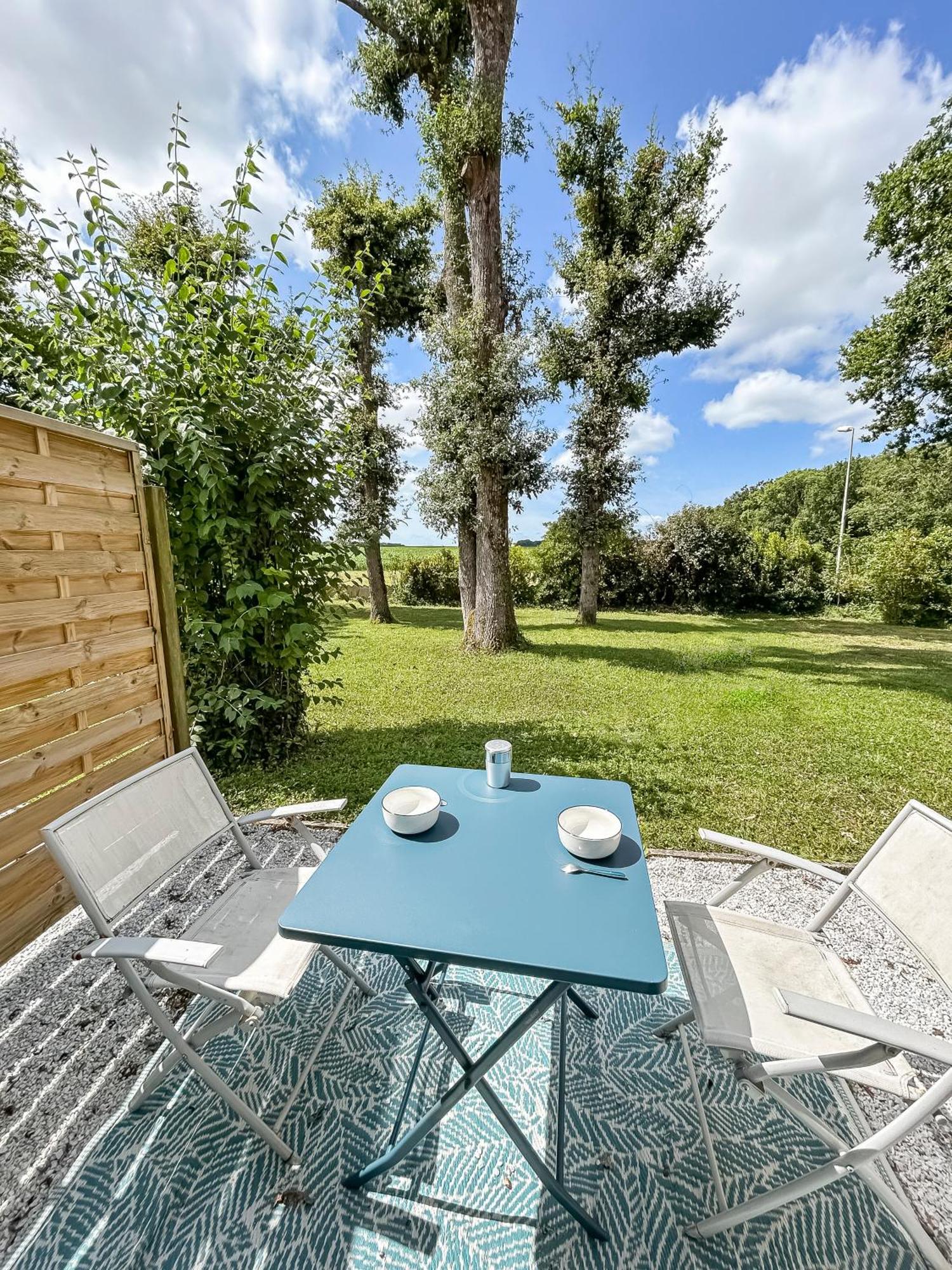 Calme Jardin & Parking Prox Royan Appart 2 Médis מראה חיצוני תמונה