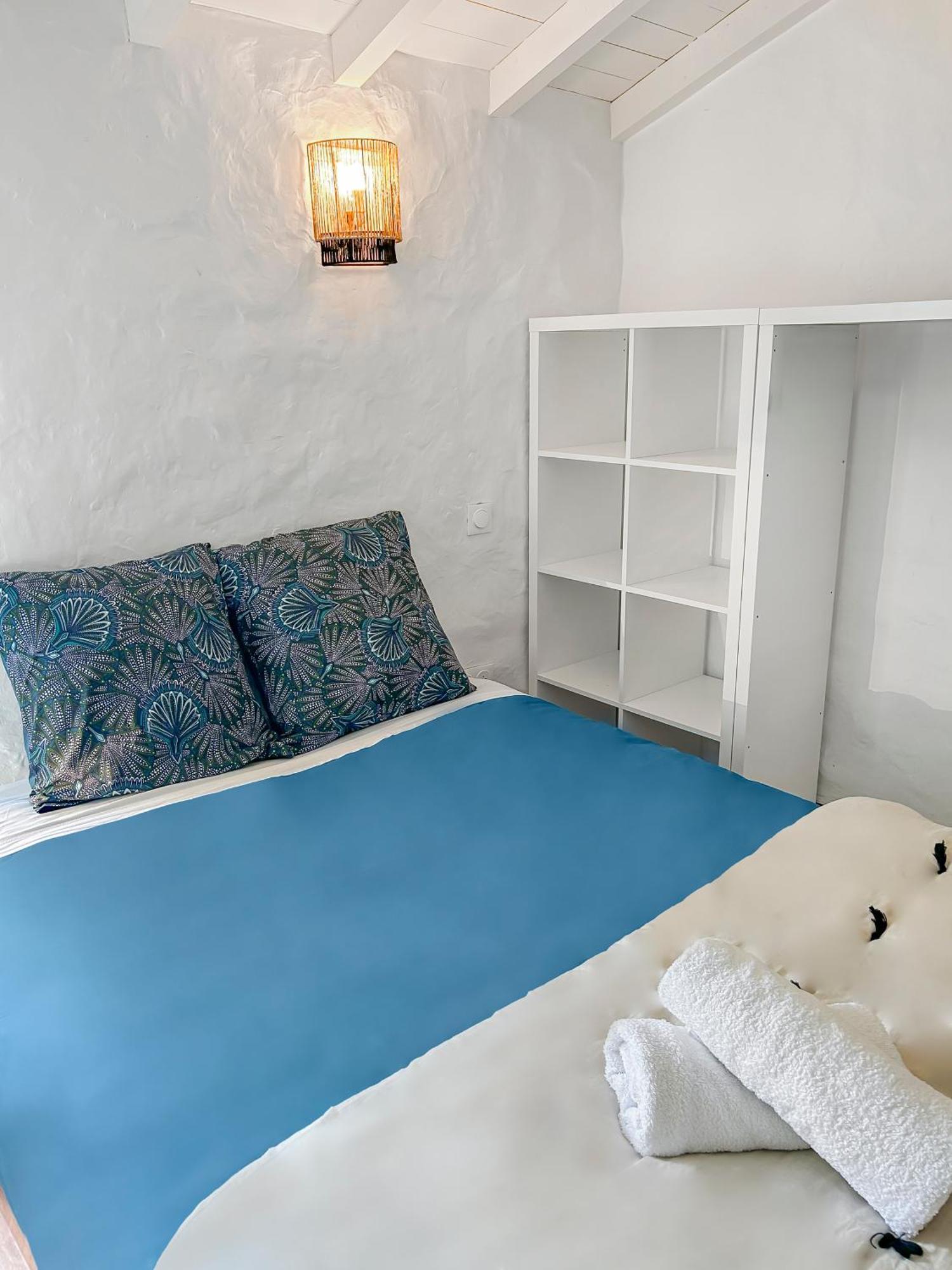 Calme Jardin & Parking Prox Royan Appart 2 Médis מראה חיצוני תמונה