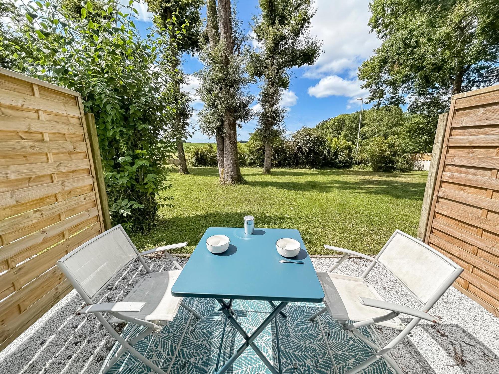 Calme Jardin & Parking Prox Royan Appart 2 Médis מראה חיצוני תמונה